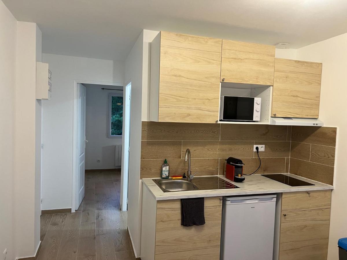 Appartement Lumineux Pres Metro Saint-Denis  Exterior foto