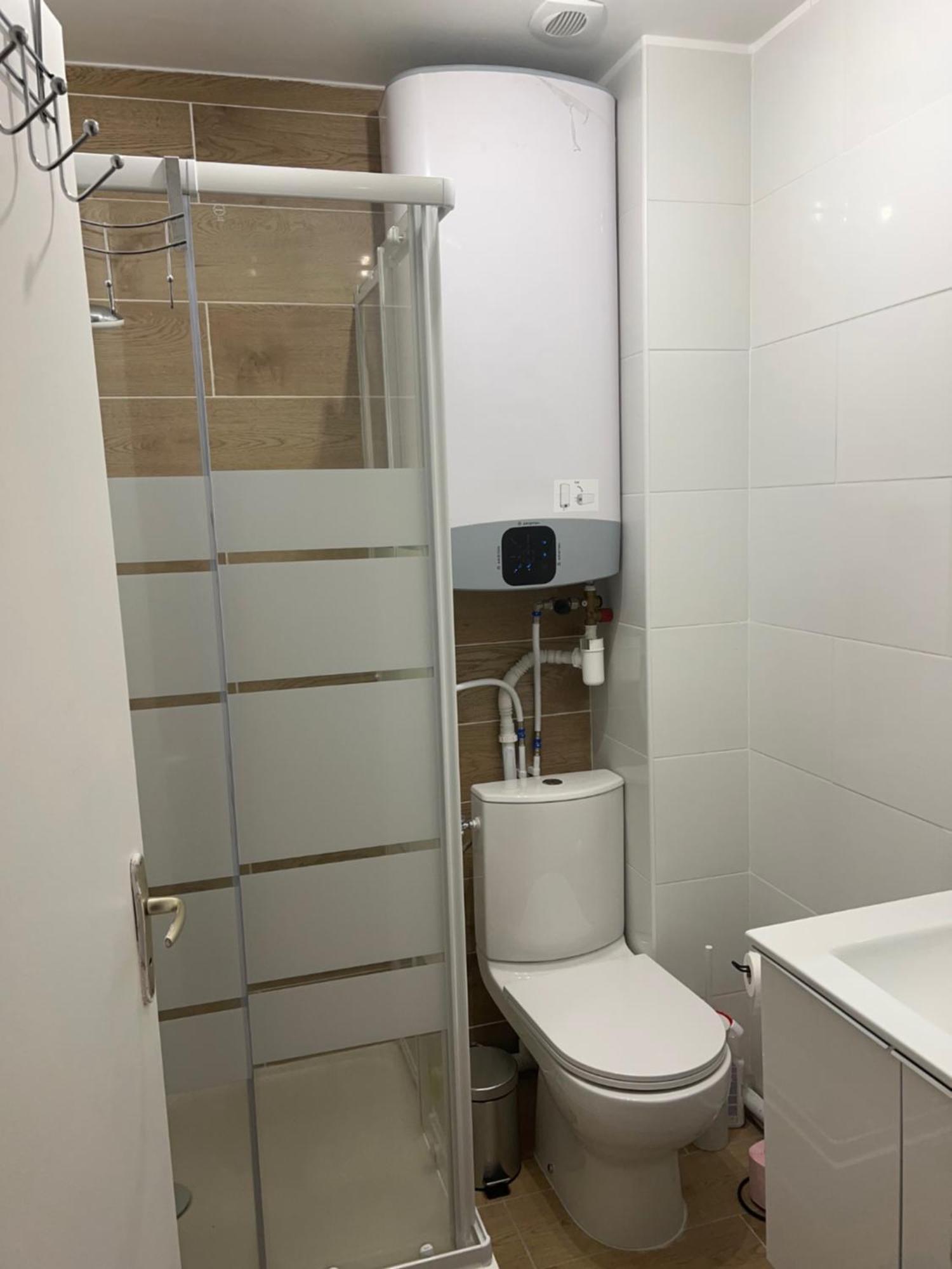 Appartement Lumineux Pres Metro Saint-Denis  Exterior foto